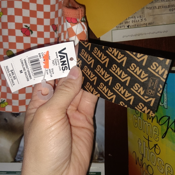 VANS Racer back Fruit Graphic Crop tank 🆕 - Picture 8 of 8